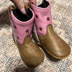 Bootbarn baby boot size 2